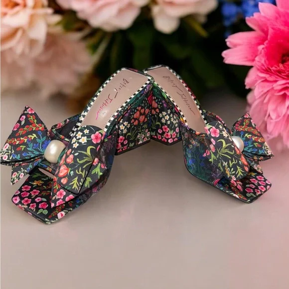 Betsey Johnson NWOT Floral Bow Platform Mule Heels Size 7.5 Statement Shoes - Picture 2 of 8